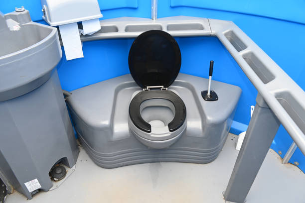 Portable Toilet Options We Offer in East Port Orchard, WA